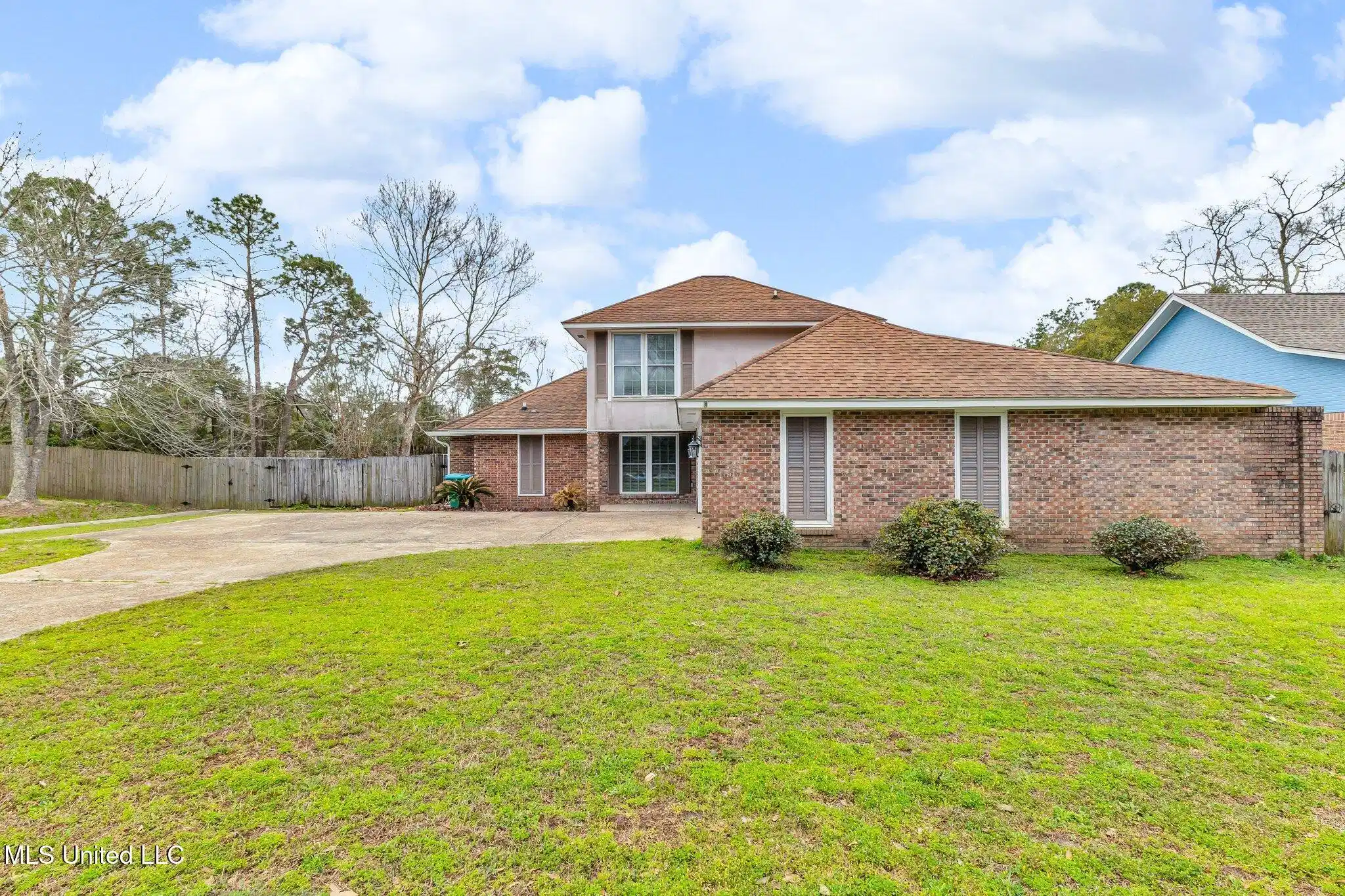 Image 1: 26-web-or-mls-2414 Burke St Gulfport 26