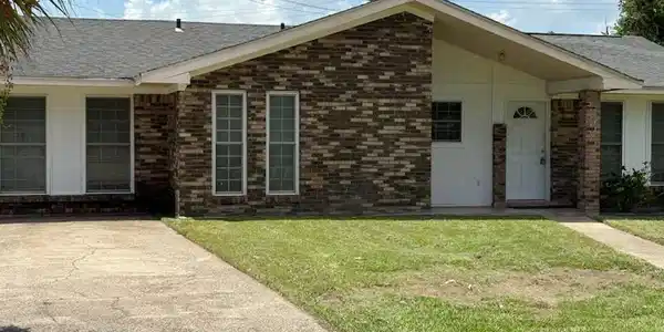 679 Chambers Cove