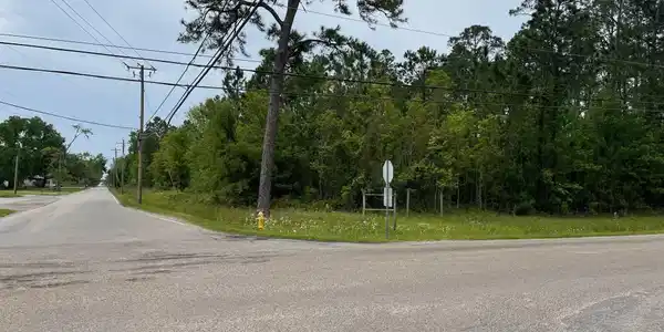 Henderson Avenue