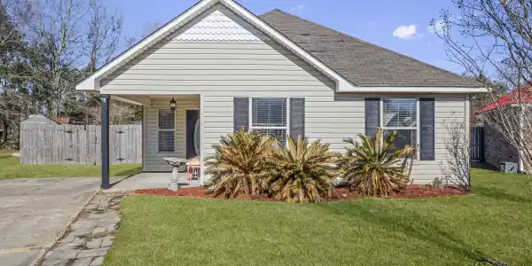 10401 Cottage Court