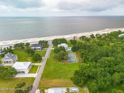 212 S Island View Avenue