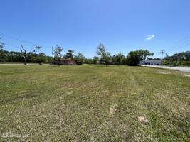 1 Davis Bayou Circle