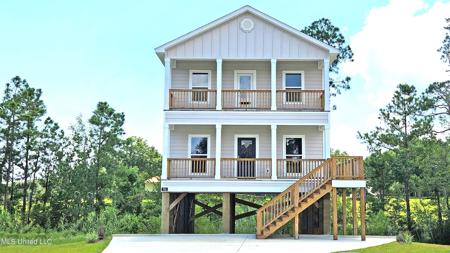 763 Baybreeze Drive