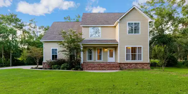 2152 Longfellow Road