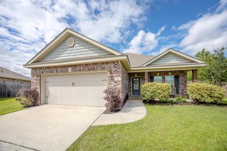 141 Clear Springs Circle