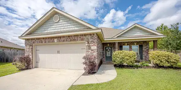 141 Clear Springs Circle