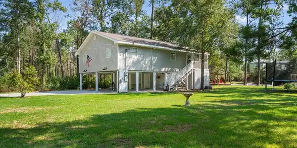11136 Lake Drive