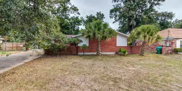 2413 Palmer Drive