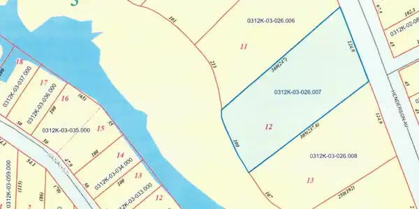 Lot 12 Henderson Avenue
