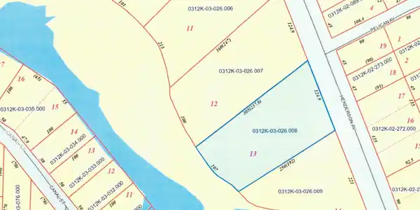 Lot 13 Henderson Avenue