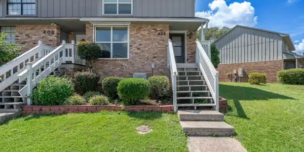 409 Highpoint Drive