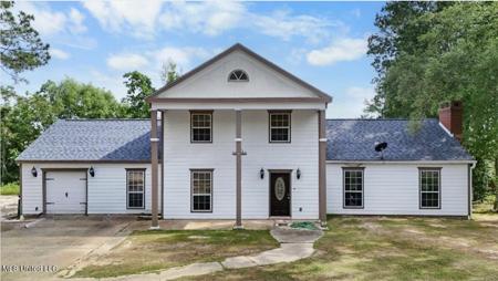 1975 Bayside Drive