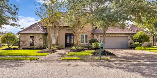 3530 Forrest Preserve