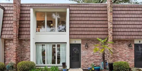 527 Front Beach Drive