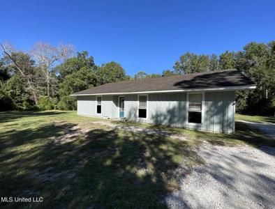 215 Old Spanish Trail Trail
