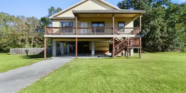 10160 Sadler Lane