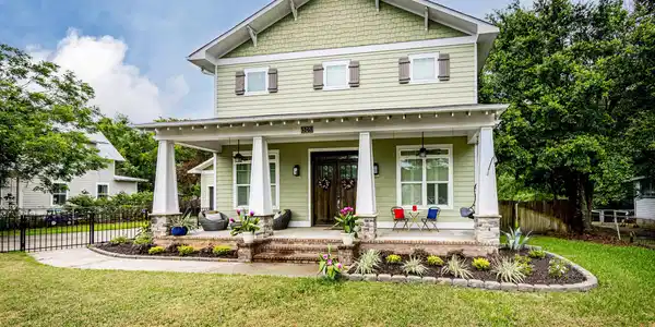 504 Dewey Avenue