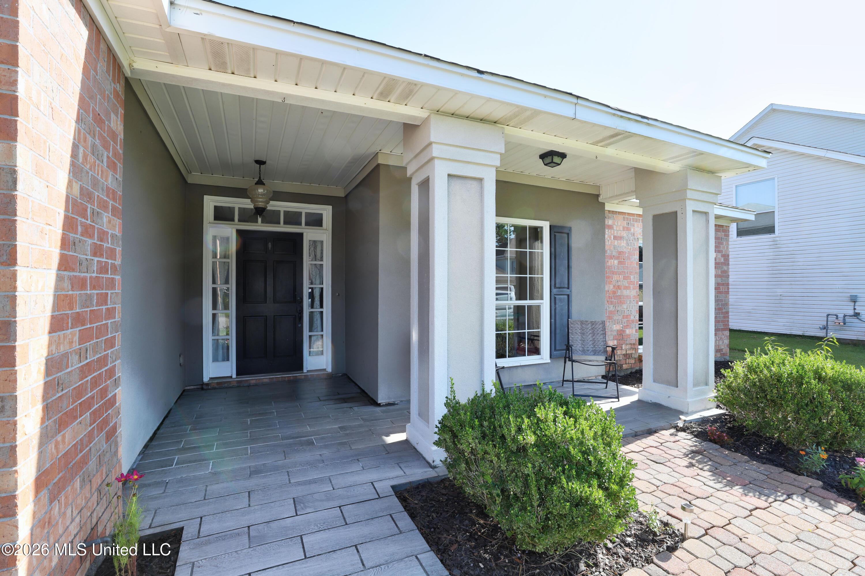 Image 3: Front Porch