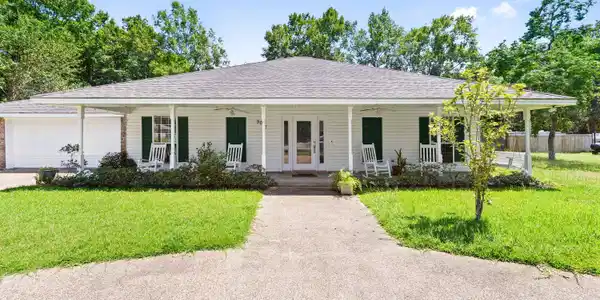 9017 Live Oak Avenue
