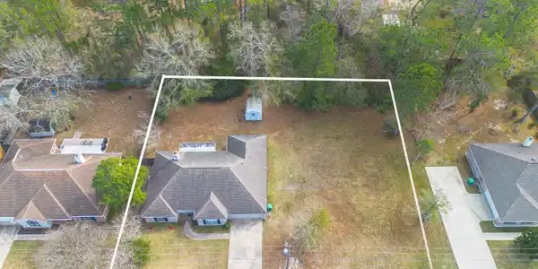 Image 2: Double Lot