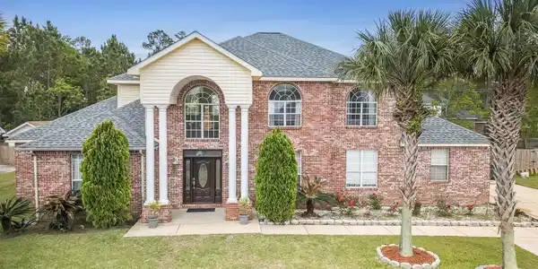 14813 Nassau Drive