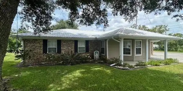 306 Bouslog Street