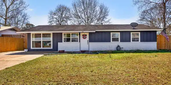 215 Maple Drive