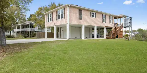 120 Mollere Drive