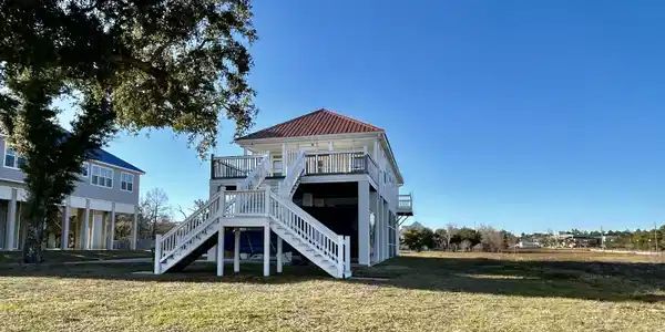 108 Beach Boulevard S