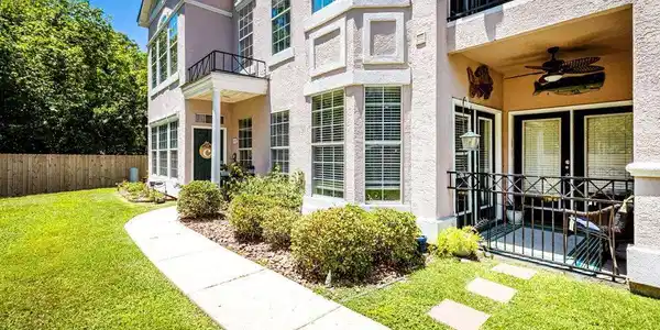 2252 Beach Drive