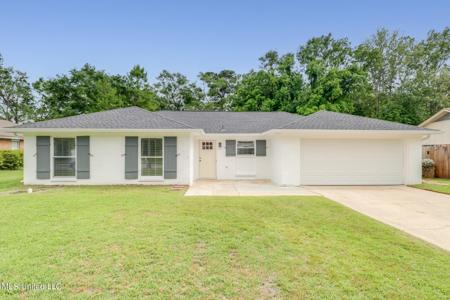 2702 Catherine Drive