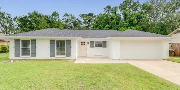 2702 Catherine Drive