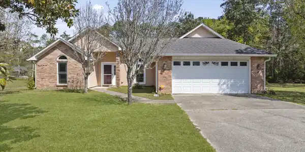 1920 Beachview Drive