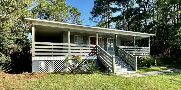 819 Deer Trail Lane