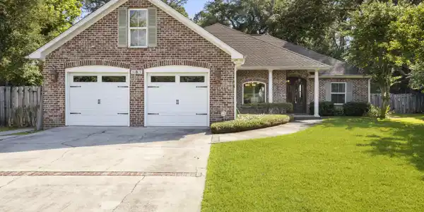 803 Magnolia Bayou Boulevard