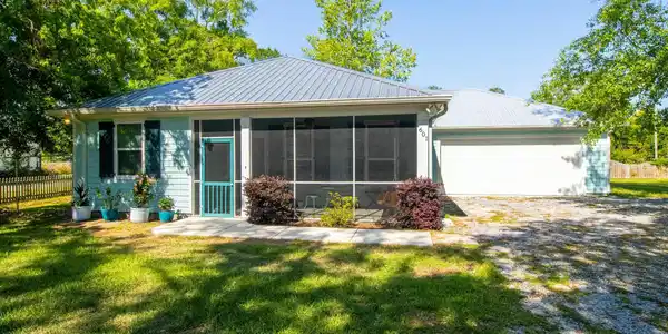 601 Citizen Street