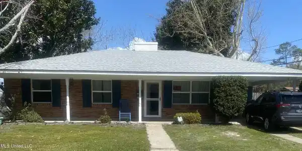 2331 Middlecoff Drive