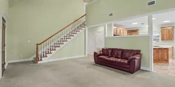 Image 3: living room