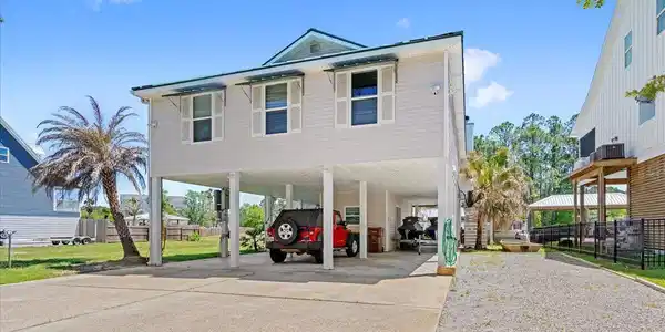 124 Youngswood Loop