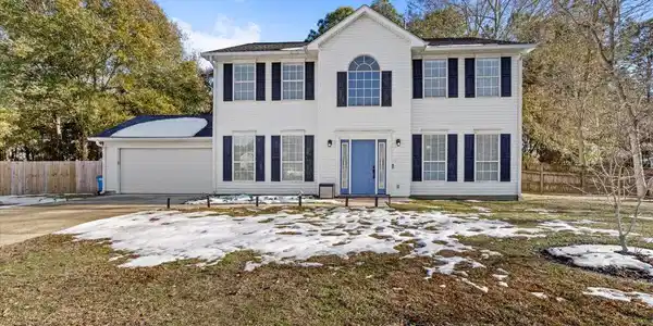10 N Lakeview Drive