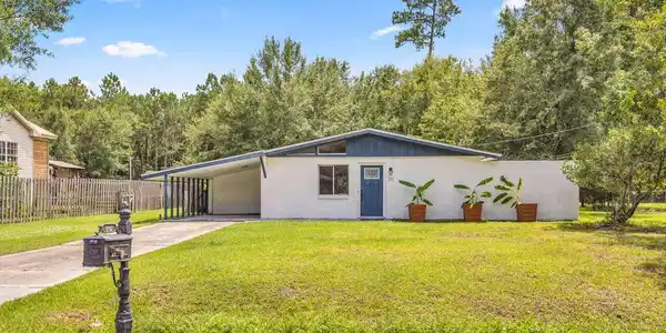 20 Chantilly Terrace