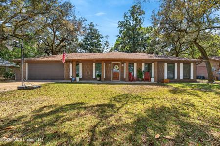 2105 Ward Lane