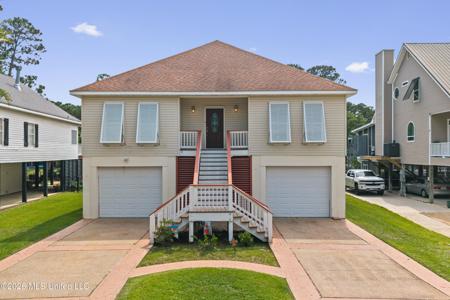 111 Ironwood Cove