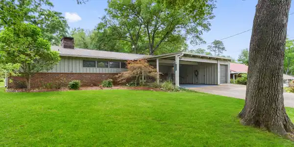 658 Mauna Loa Court