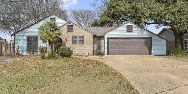 1986 Bayside Drive