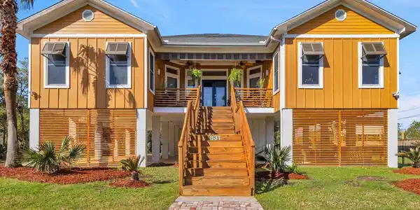 831 Camellia Drive