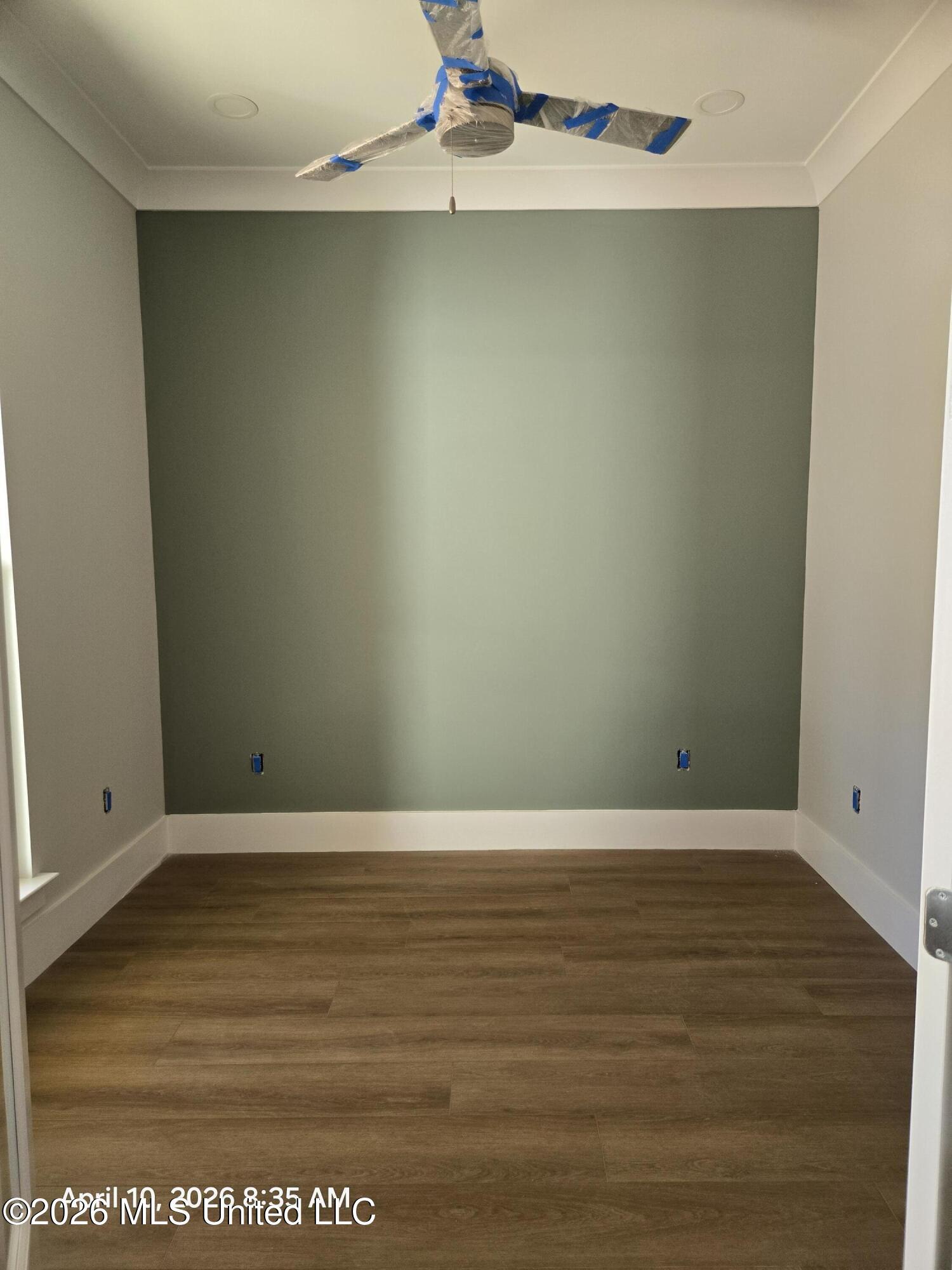 Image 2: Office