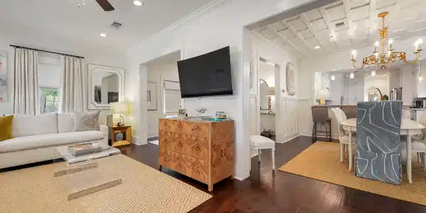 Image 4: Main 3