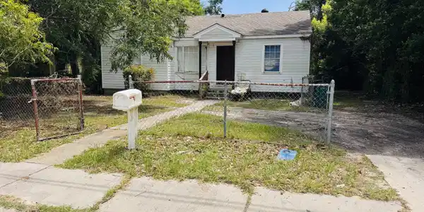 1681 Vine Street