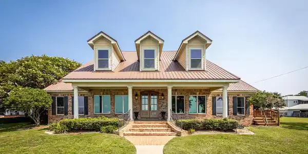 435 E Beach Drive